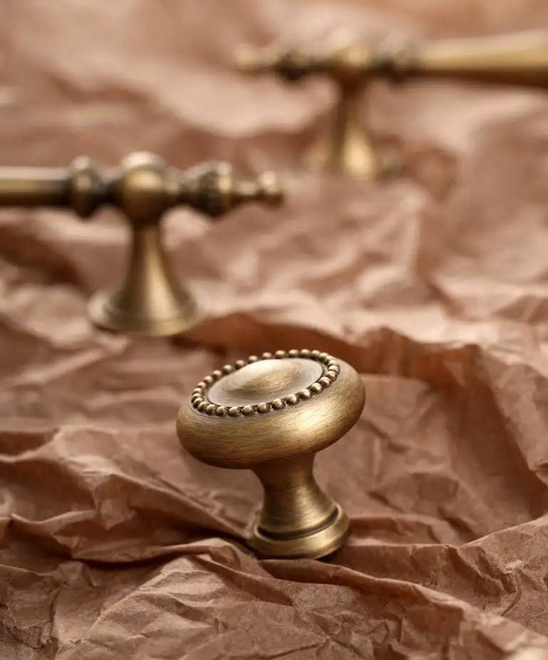 Modern Bronze Cabinet Handles Kitchen Knob  Pull Wardrobe Furniture Handle for Cabinet Living Room Home Office Bedroom Antique Brass Pull