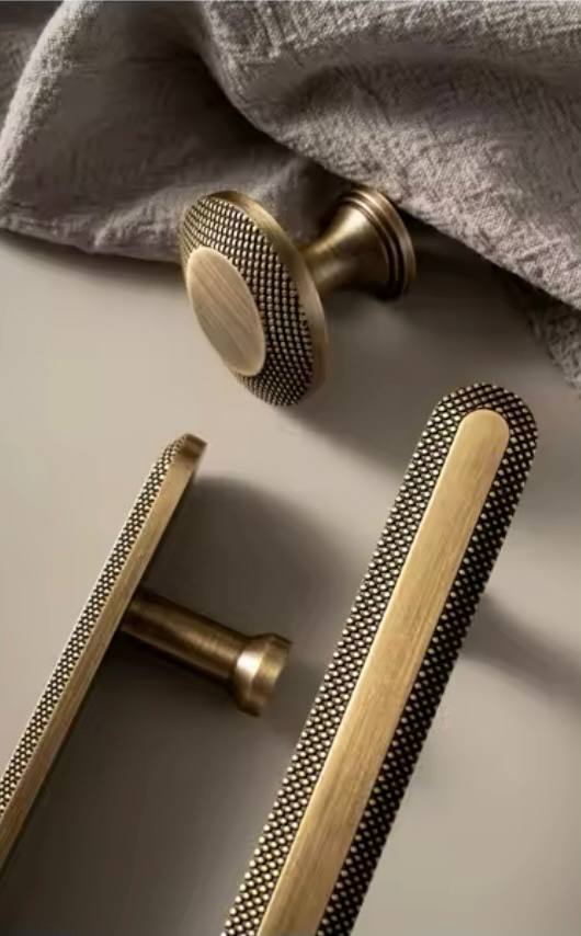 Modern Bronze Cabinet Handles Kitchen Knob  Pull Wardrobe Furniture Handle for Cabinet Living Room Home Office Bedroom Antique Brass Pull