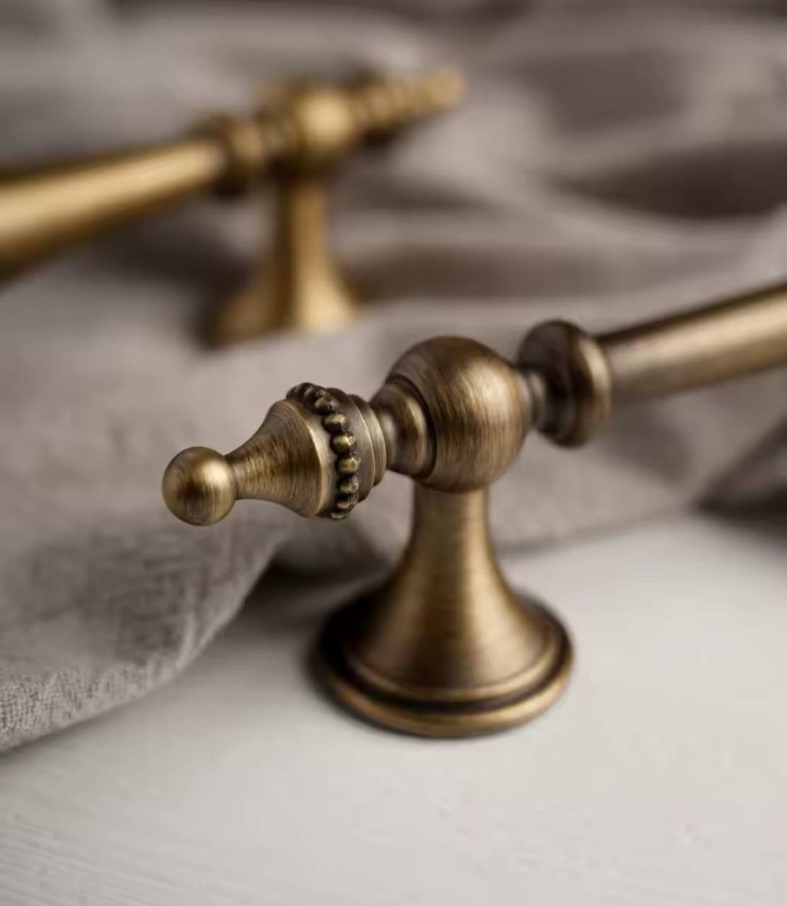 Modern Bronze Cabinet Handles Kitchen Knob  Pull Wardrobe Furniture Handle for Cabinet Living Room Home Office Bedroom Antique Brass Pull